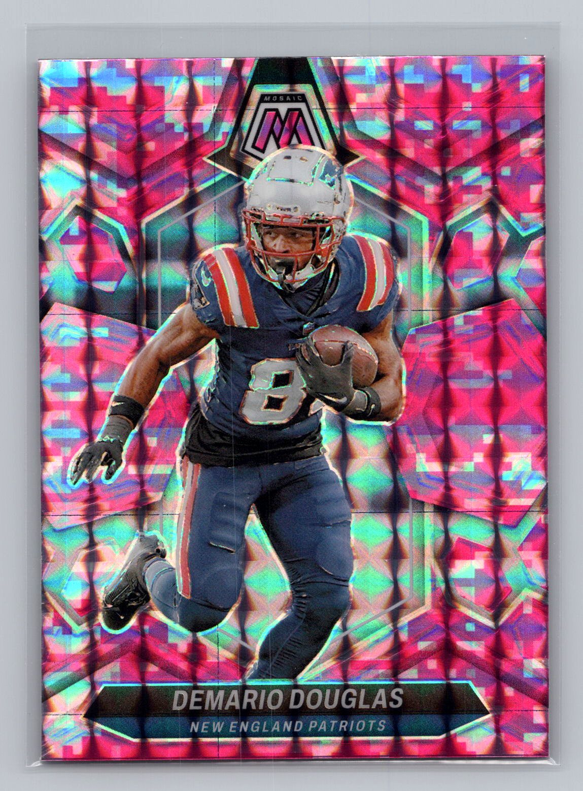 Demario Douglas 2024 Mosaic Pink Refractor Demario Douglas 2024 Mosaic Pink Refractor
